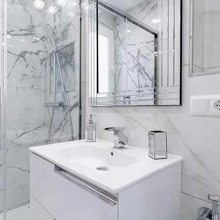 Silver Horizon Luxury Apartment